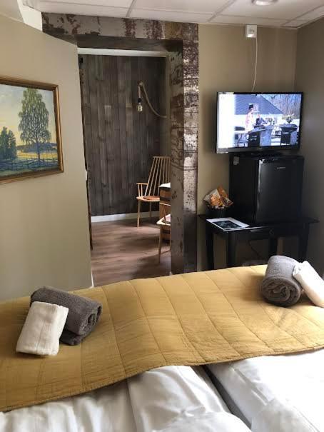Steel Hotel Smedjebacken Екстер'єр фото
